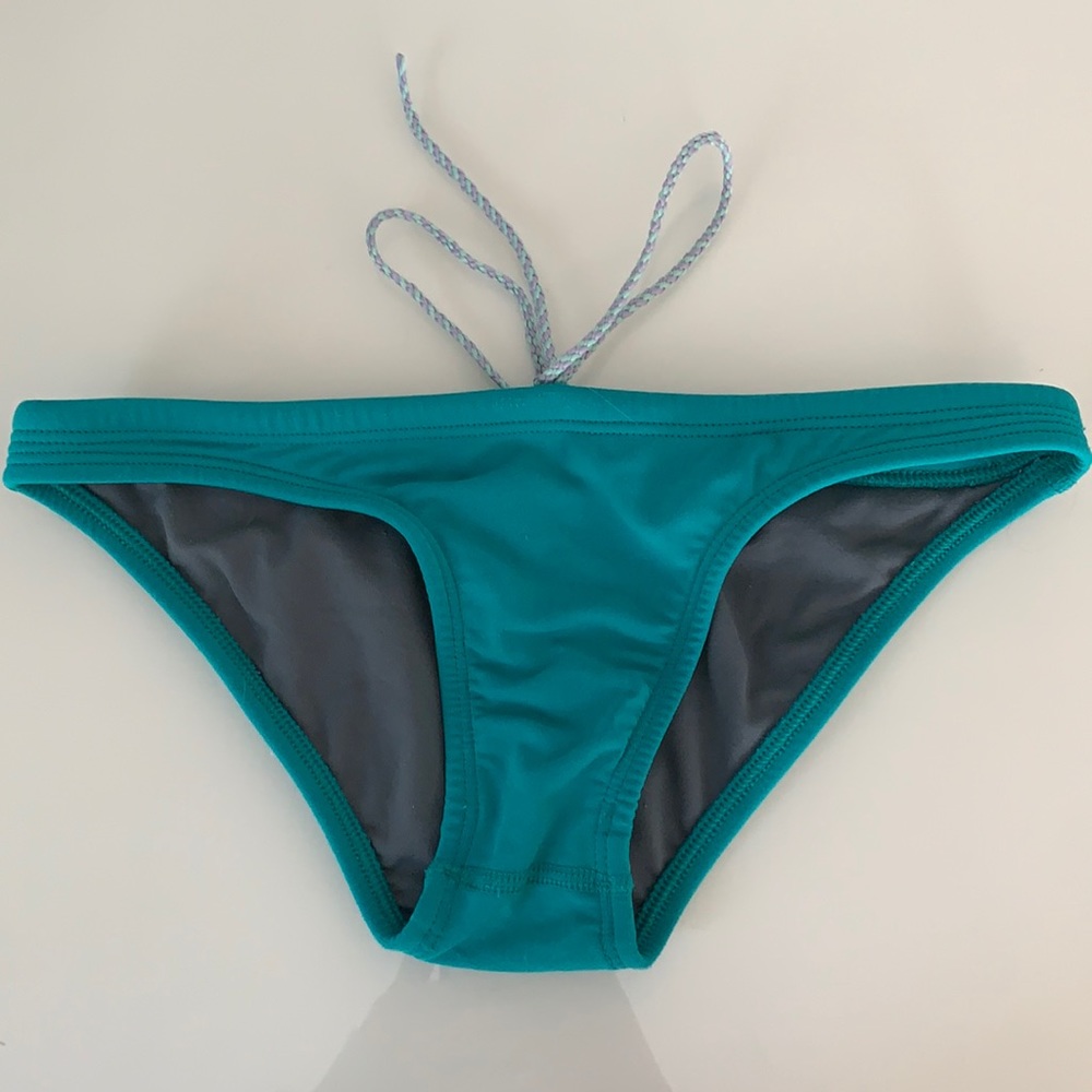 Bikini bottom